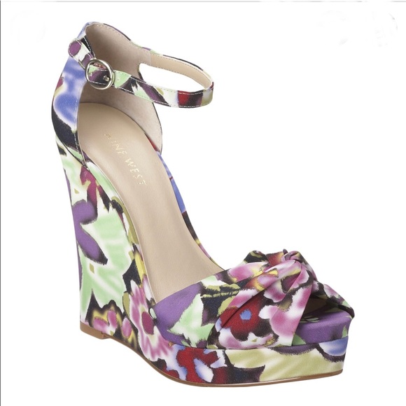 Nine West Shoes - 🍭 Nine West Watercolor Platforms🍭